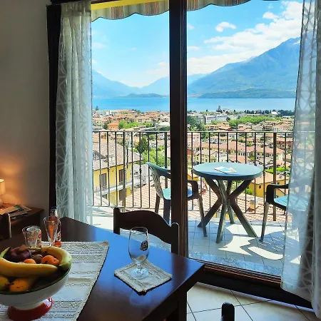 Robertalagocomo Apartment