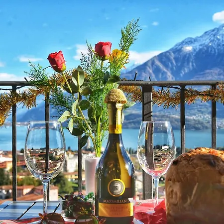 公寓 Robertalagocomo *