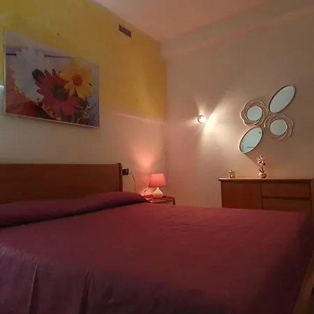 Robertalagocomo 赫拉弗多纳