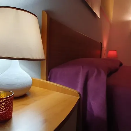 Robertalagocomo Apartment