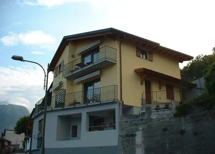 Robertalagocomo Appartement *